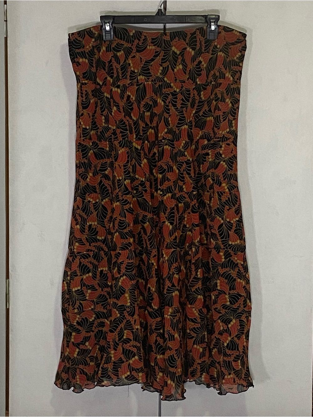 Art Deco Boho Glam Size 12 Flowy Black Long Maxi Skirt Red Gold Leaf Pattern